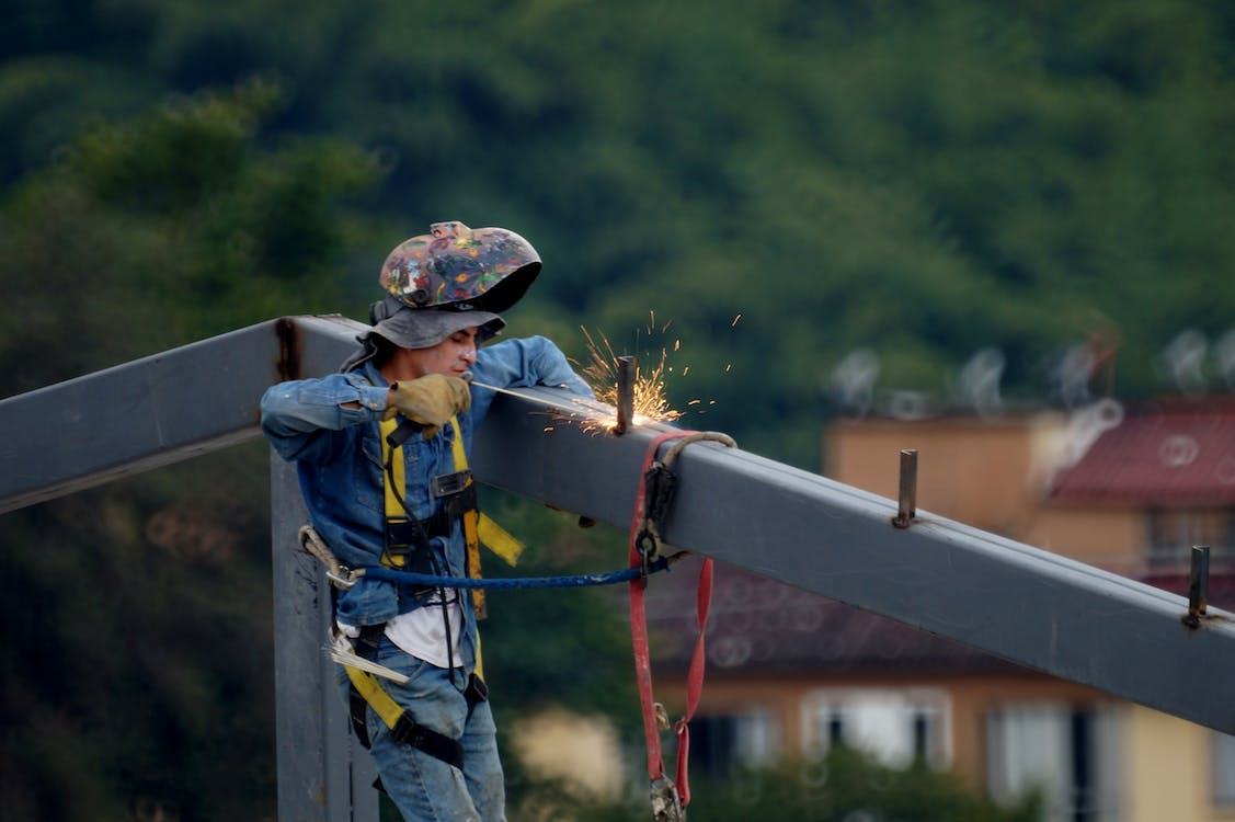 Hierarchy of control: Working at heights - Simplified Safety